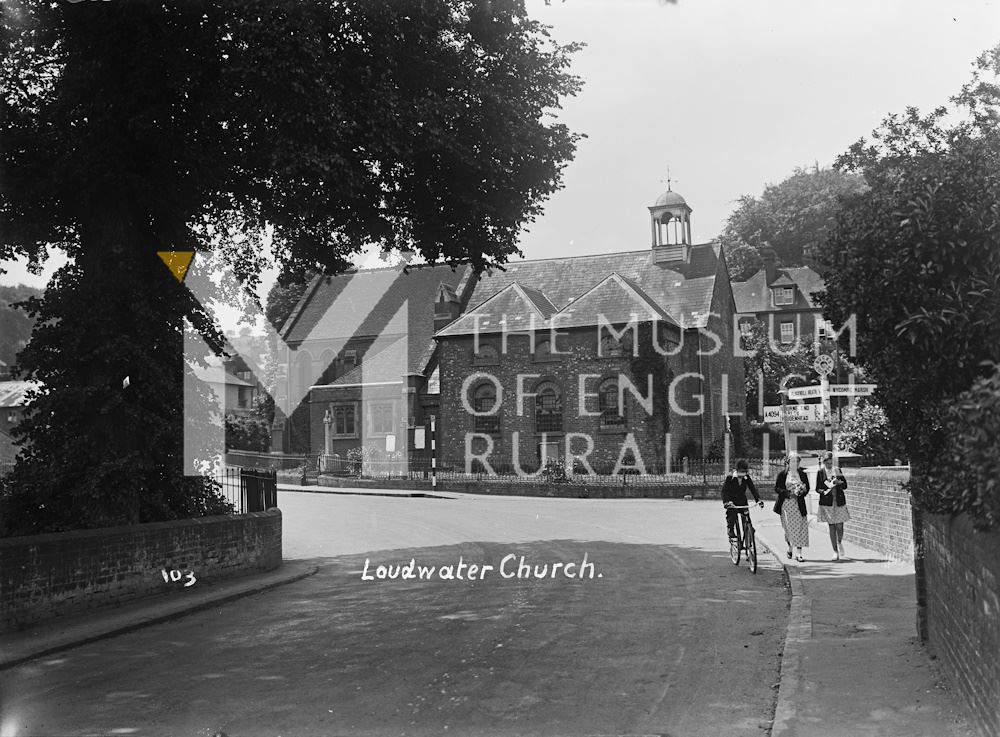 Exterior of St Peter's Church, Loudwater