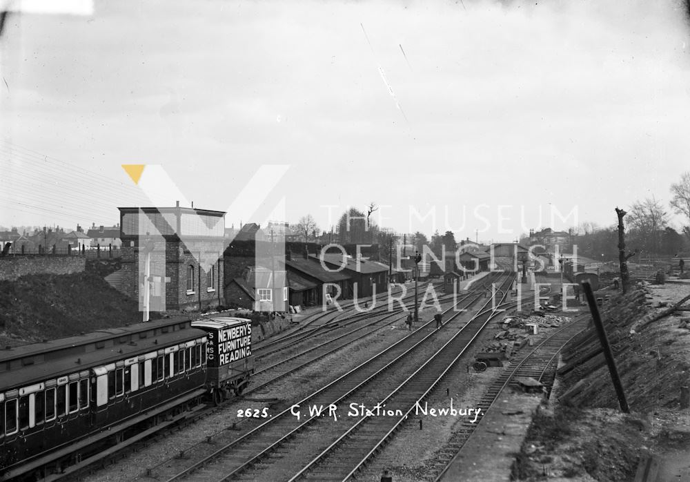 Great Western railway station, Newbury (2625)