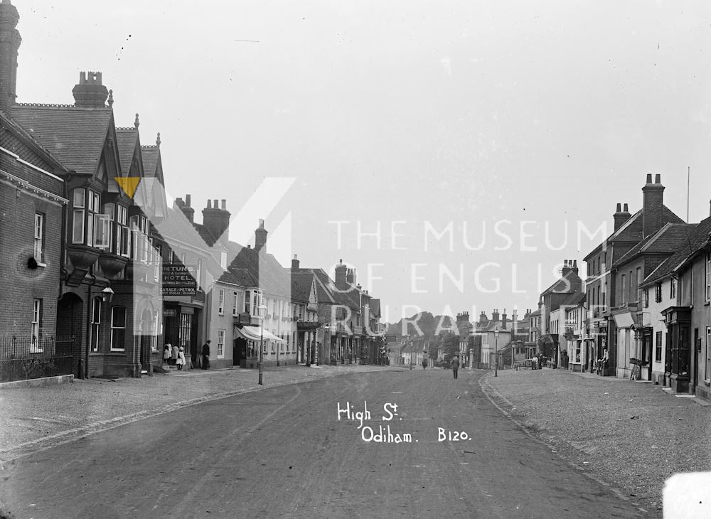 High Street, Odiham (B120/43)