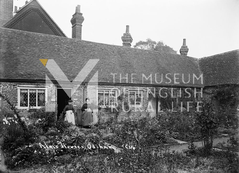 The Almshouses, Odiham (C334)