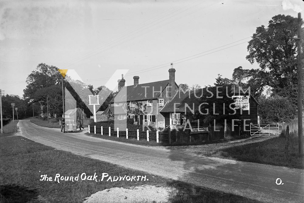 The Round Oak, Padworth Common (O)