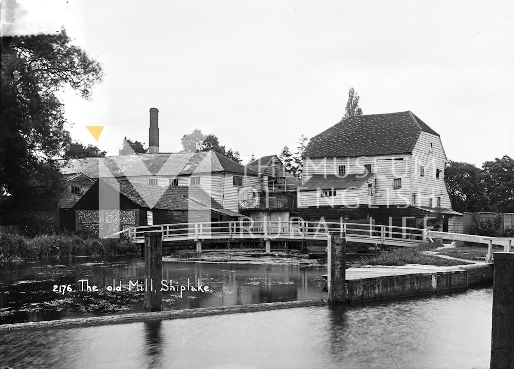 The Old Mill, Shiplake (2176)