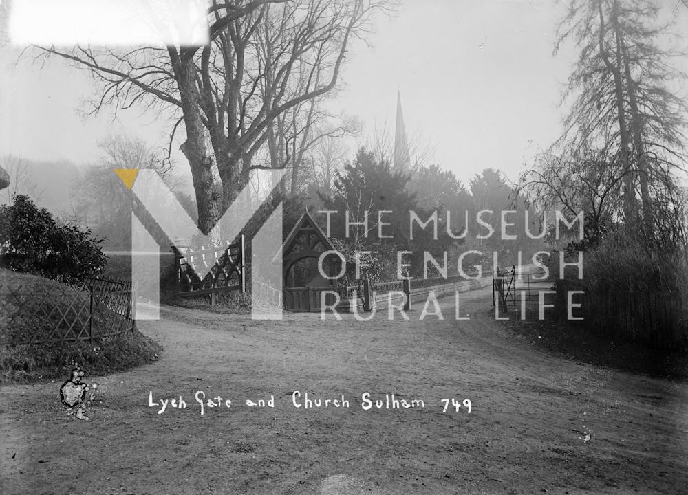 Lych gate and church (749)