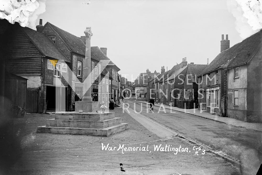 War Memorial, Watlington (C & G R3)