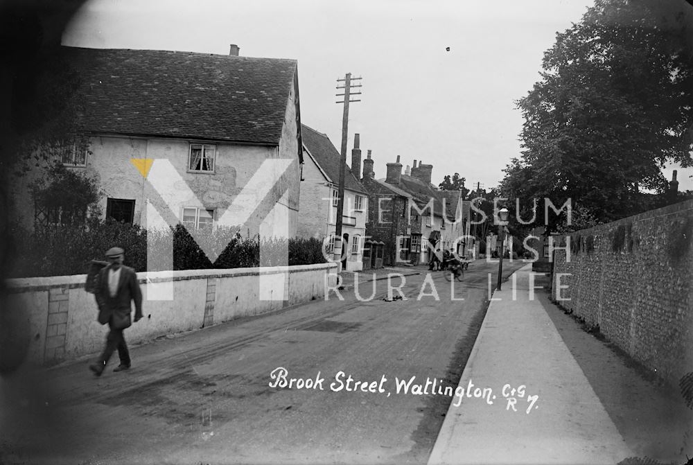 Brook Street, Watlington (C & G R7)