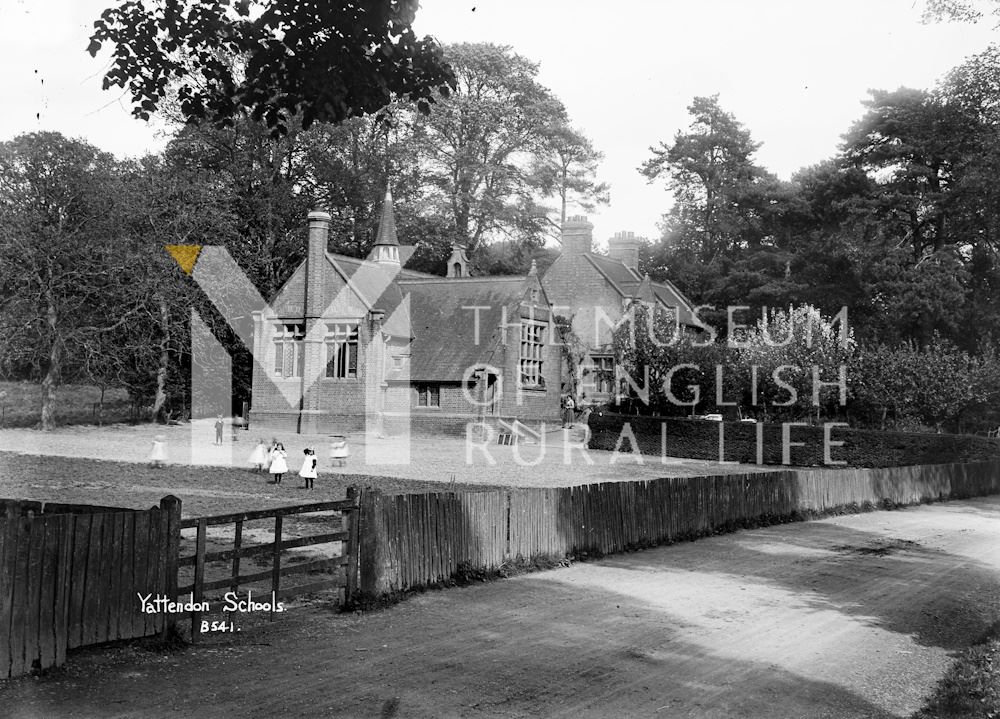 Exterior of Yattendon schools (B541)